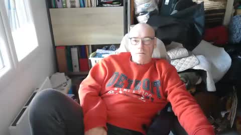 Snapshot of antares590 chatting on November 2025 01:13:01 PM antares590 online show from November 2025 01:13:01 PM