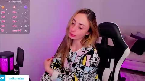 Anthonela online show from October 2025 04:37:01 AM