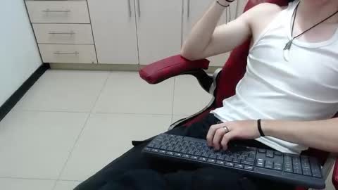 Snapshot of anthony_rays chatting on February 2026 08:04:02 PM A N T H O N Y online show from February 2026 08:04:02 PM