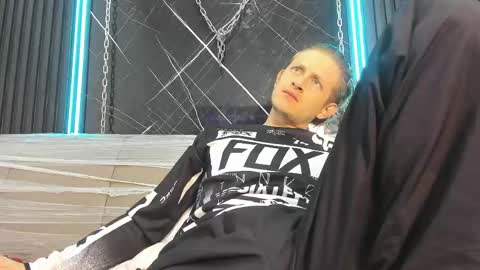 Anthonny online show from June 2026 01:28:02 AM
