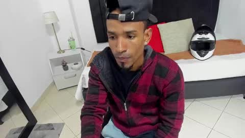       online show from December 2024 01:04:01 AM