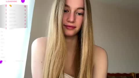 Viktoria online show from May 2026 03:17:01 PM