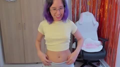 Snapshot of anto_sweet18 chatting on January 2026 05:55:01 AM My birthday is on december 2nd surprise me with a gift from my amazonlist online show from January 2026 05:55:01 AM