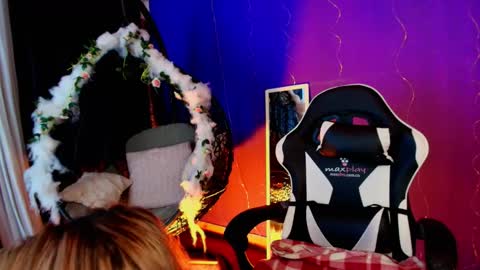 Antonella online show from December 2025 02:42:02 AM