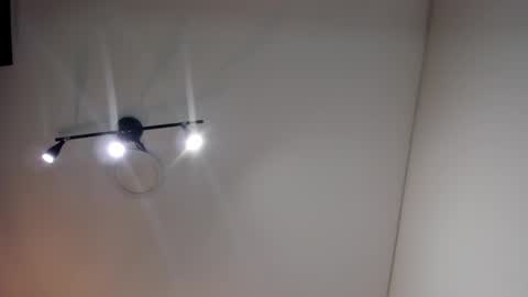 Snapshot of antonella__rouse chatting on January 2025 08:25:02 PM Antonella online show from January 2025 08:25:02 PM