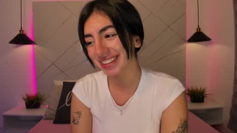 Snapshot of antonella__rouse chatting on February 2025 11:42:01 PM Antonella online show from February 2025 11:42:01 PM