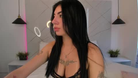 Snapshot of antonella__rouse chatting on October 2025 09:10:02 PM Antonella online show from October 2025 09:10:02 PM