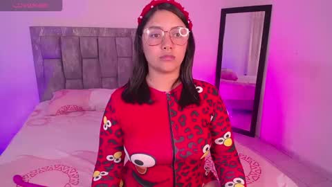 Antonella online show from November 2025 12:42:02 AM