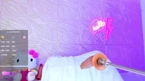 Anto online show from February 2025 08:11:01 PM