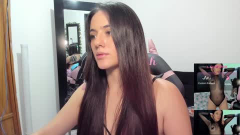 Snapshot of antonella_naughty1 chatting on February 2025 07:40:02 PM antonella online show from February 2025 07:40:02 PM