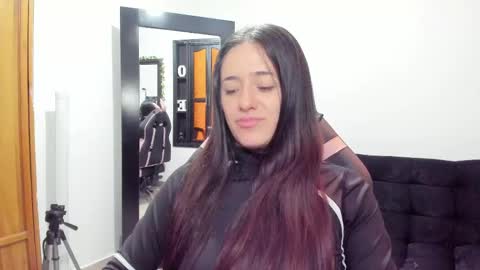 Snapshot of antonella_naughty1 chatting on March 2025 05:39:02 PM antonella online show from March 2025 05:39:02 PM