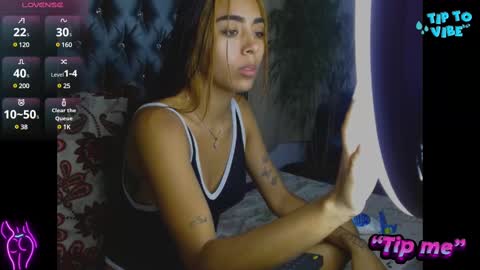 Snapshot of antonellaandnoah chatting on February 2025 11:51:02 PM AntonellaAndNoah online show from February 2025 11:51:02 PM