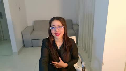 Antonella online show from April 2026 03:44:01 PM