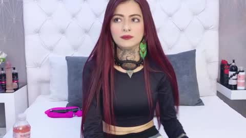Snapshot of antonellaescudero chatting on May 2026 04:40:01 AM AntonellaEscudero online show from May 2026 04:40:01 AM