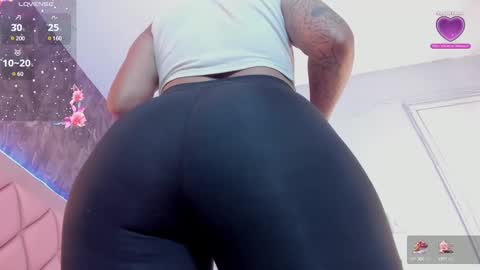 Snapshot of antonellaqueeen chatting on March 2025 10:48:01 AM ANTONELLE online show from March 2025 10:48:01 AM