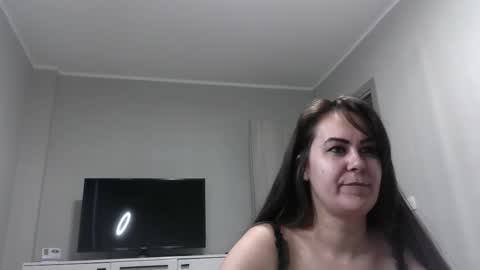 Antonia online show from February 2025 08:24:01 AM