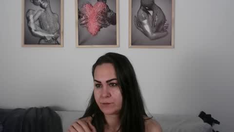 Antonia online show from January 2026 04:49:02 AM