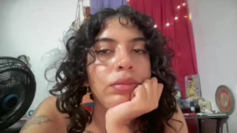 Antonia online show from December 2025 05:15:02 AM