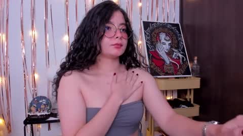 Snapshot of antoniart_ chatting on January 2025 02:32:02 AM Antonia online show from January 2025 02:32:02 AM