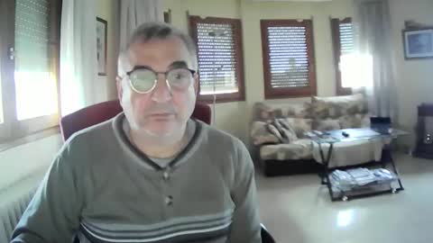 Snapshot of antonio2605 chatting on January 2025 01:32:02 PM Antonio online show from January 2025 01:32:02 PM