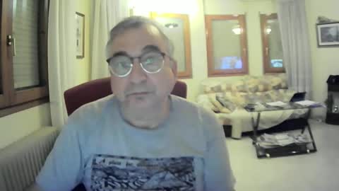 Snapshot of antonio2605 chatting on January 2025 01:20:01 AM Antonio online show from January 2025 01:20:01 AM