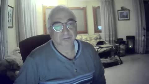 Snapshot of antonio2605 chatting on November 2025 02:00:01 AM Antonio online show from November 2025 02:00:01 AM