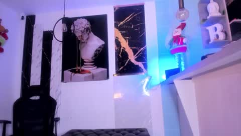 Snapshot of antoniomancinin chatting on December 2024 05:59:02 AM brendan and stiiven online show from December 2024 05:59:02 AM