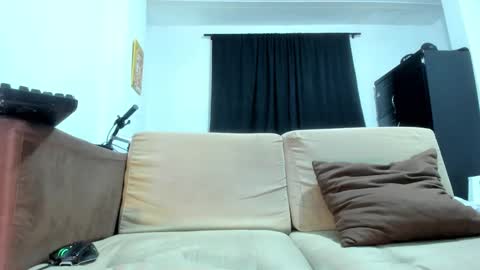 Snapshot of antony_bigdick_ chatting on September 2025 01:27:02 AM Juan Camilo online show from September 2025 01:27:02 AM