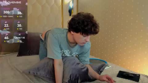 YummyTony online show from February 2026 04:21:02 AM