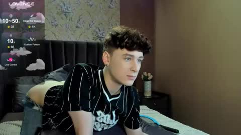 YummyTony online show from February 2026 01:43:01 PM