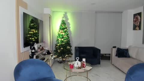 Snapshot of antotss chatting on November 2025 12:00:02 AM Maria Antonia online show from November 2025 12:00:02 AM