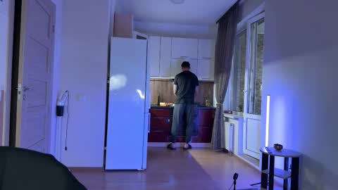 Tom online show from March 2026 05:31:02 AM