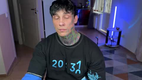 Tom online show from March 2026 12:20:01 PM