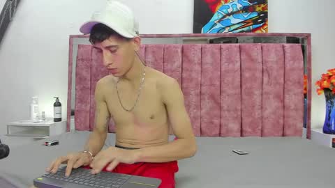 Little  Ali online show from April 2026 10:00:02 PM
