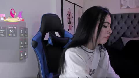 Snapshot of anya_belth chatting on December 2025 08:25:01 PM anya_belth online show from December 2025 08:25:01 PM