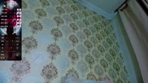 Snapshot of anya_weisz chatting on March 2025 08:38:01 AM Camila online show from March 2025 08:38:01 AM