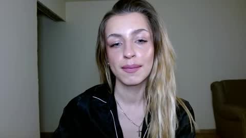 Anya online show from April 2026 07:37:01 PM