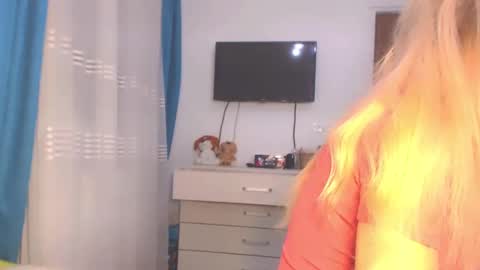 An online show from January 2025 02:04:02 AM