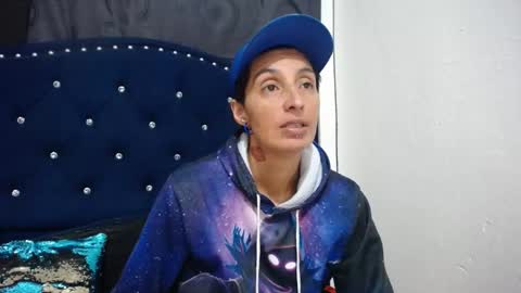 Snapshot of anyu_1306 chatting on January 2025 02:40:01 AM anyu online show from January 2025 02:40:01 AM