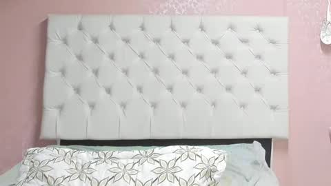 Aome Rainbow online show from December 2024 04:34:02 AM