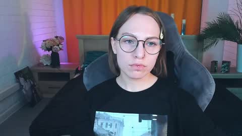 APHEX QUEEN online show from January 2025 12:24:02 PM