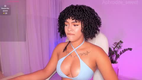 Snapshot of aphrodite_sweet chatting on January 2025 08:07:02 PM Karla online show from January 2025 08:07:02 PM