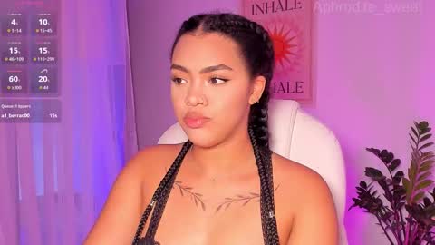 Snapshot of aphrodite_sweet chatting on October 2025 07:27:01 PM Karla online show from October 2025 07:27:01 PM