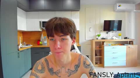 Snapshot of aplant_ chatting on March 2026 04:05:02 AM aplant_ online show from March 2026 04:05:02 AM