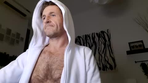 apollobest77 online show from January 2025 11:24:02 PM