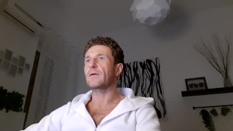 apollobest77 online show from January 2025 07:03:01 PM