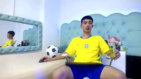 Snapshot of apolo_richards chatting on February 2026 07:36:02 PM Apolo Richards online show from February 2026 07:36:02 PM