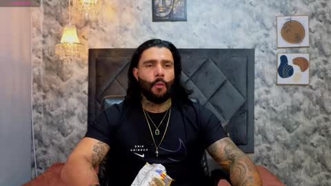 Apolo online show from November 2025 09:28:01 PM