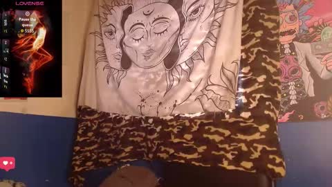 Snapshot of apolo_s chatting on October 2025 06:53:01 PM Andres online show from October 2025 06:53:01 PM