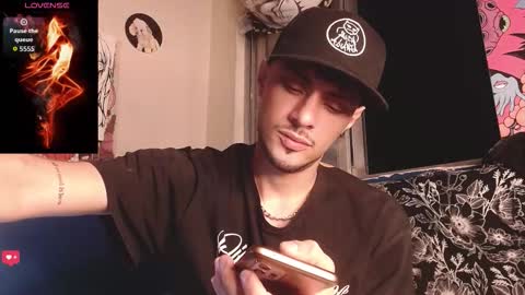 Snapshot of apolo_s chatting on November 2025 04:25:02 AM Andres online show from November 2025 04:25:02 AM